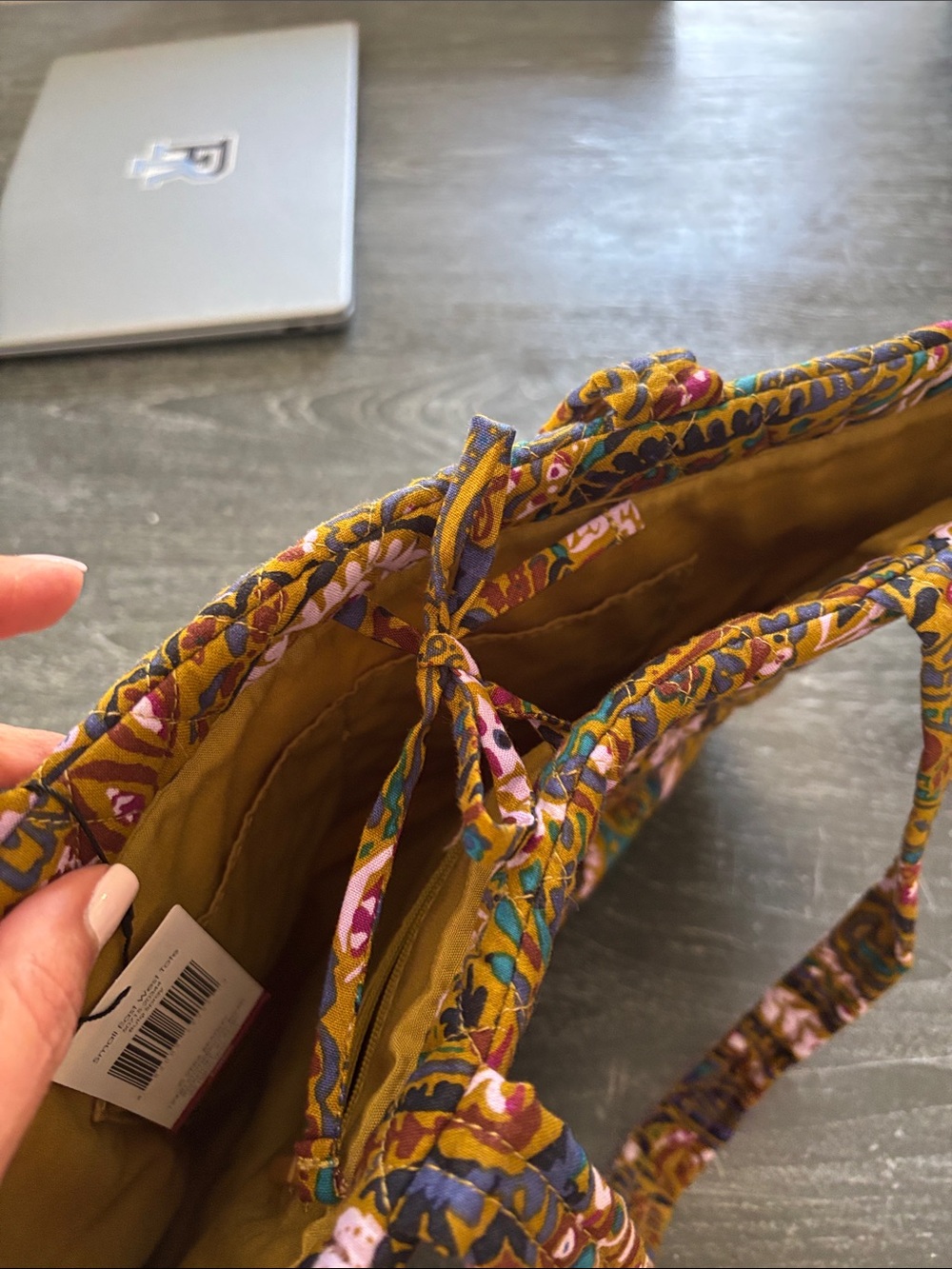 Vera Bradley NWT Paisley Tote in Mustard, Pink & Teal. - Picture 4 of 7